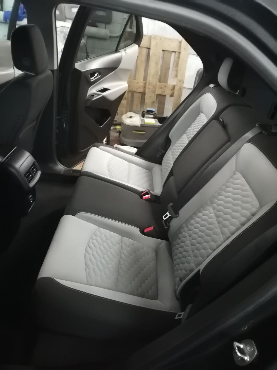 Химчистка салона автомобиля в Гродно