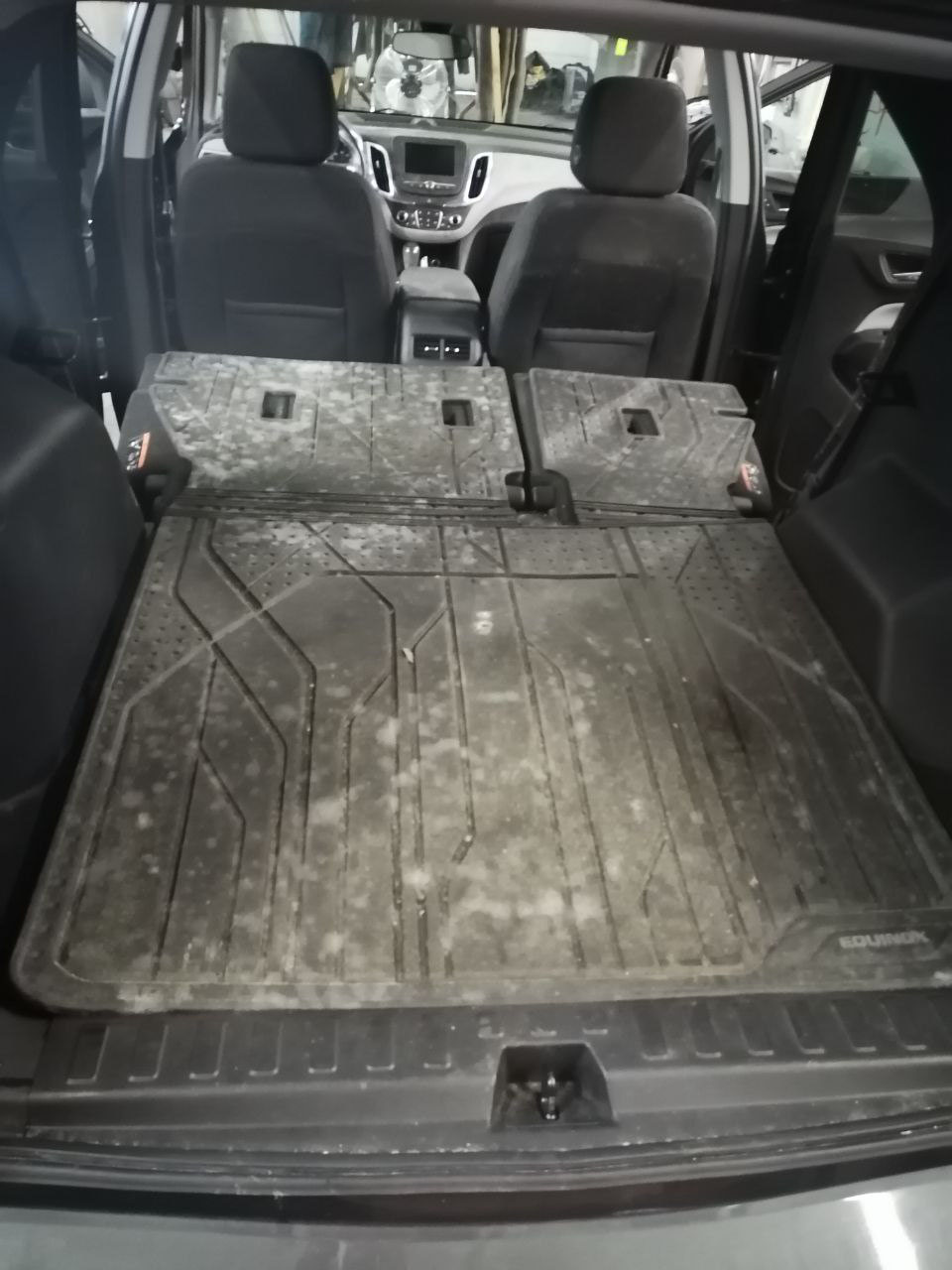 Чистка багажного отделения в машине в Гродно